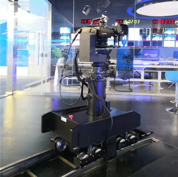 虚拟演播室轨道摄影机器人